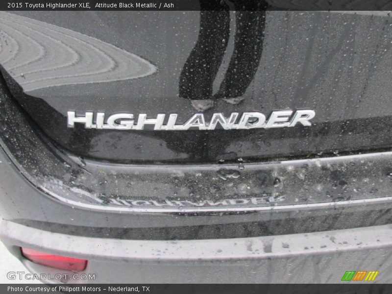 Attitude Black Metallic / Ash 2015 Toyota Highlander XLE