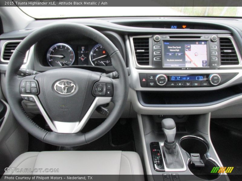 Attitude Black Metallic / Ash 2015 Toyota Highlander XLE