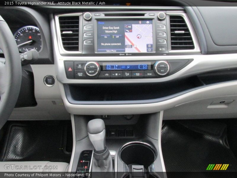 Attitude Black Metallic / Ash 2015 Toyota Highlander XLE