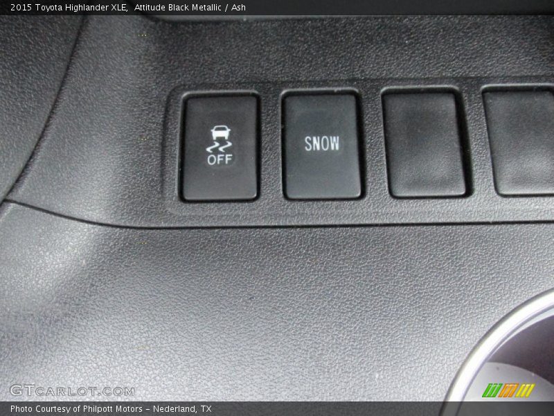 Attitude Black Metallic / Ash 2015 Toyota Highlander XLE