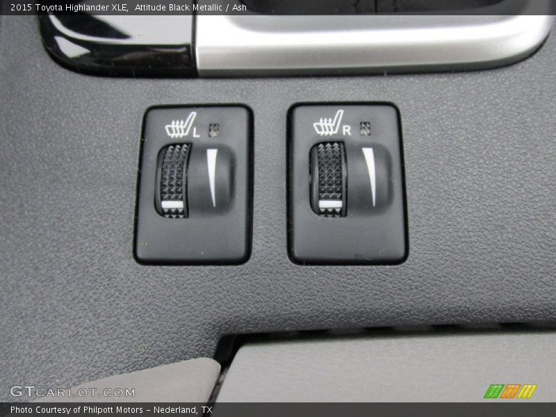 Attitude Black Metallic / Ash 2015 Toyota Highlander XLE