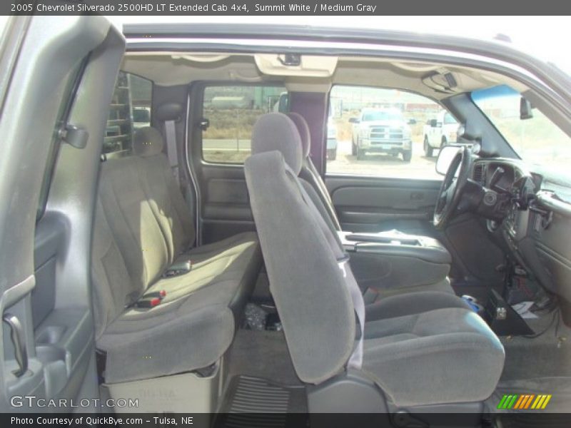 Summit White / Medium Gray 2005 Chevrolet Silverado 2500HD LT Extended Cab 4x4