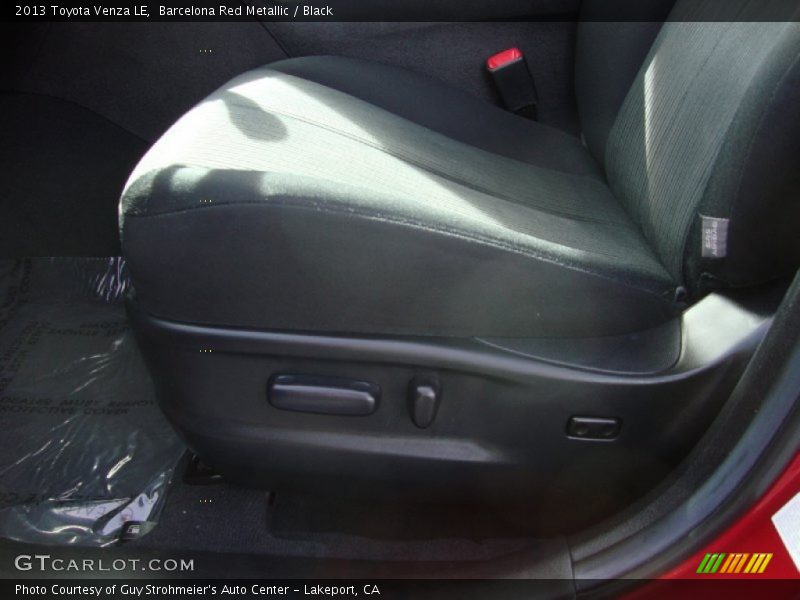 Barcelona Red Metallic / Black 2013 Toyota Venza LE