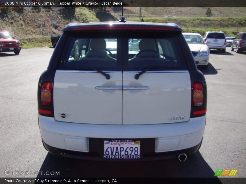 Pepper White / Gravity Tuscan Beige 2008 Mini Cooper Clubman