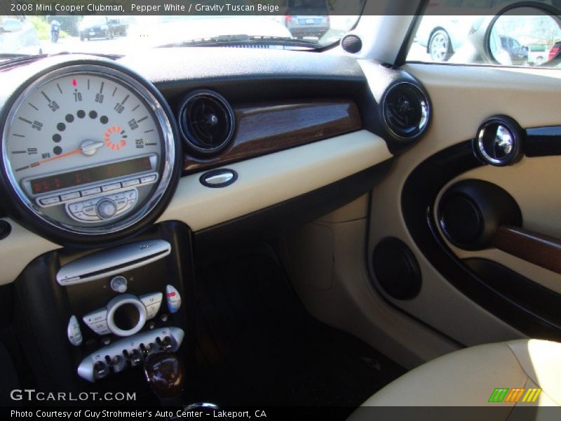 Pepper White / Gravity Tuscan Beige 2008 Mini Cooper Clubman
