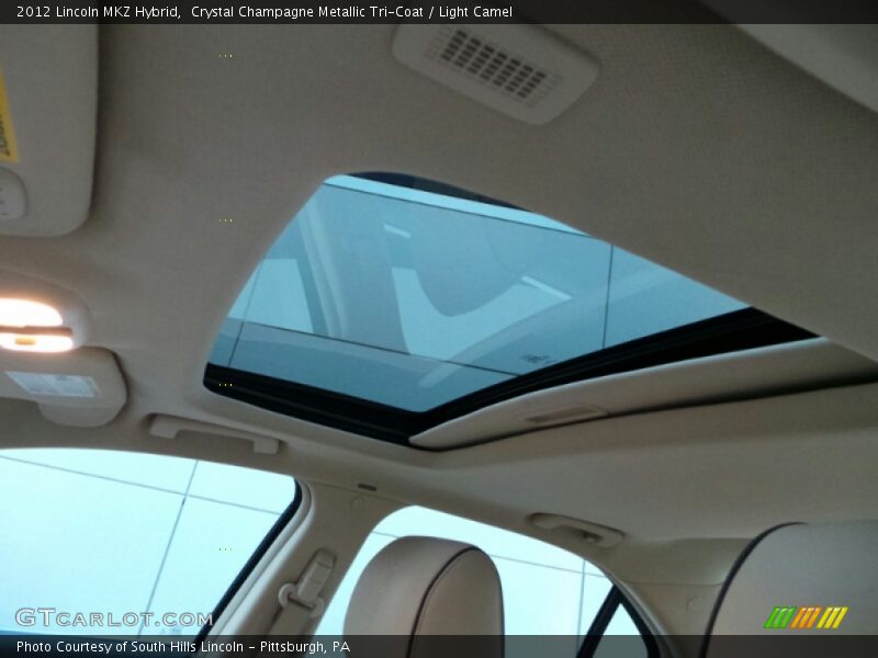 Crystal Champagne Metallic Tri-Coat / Light Camel 2012 Lincoln MKZ Hybrid