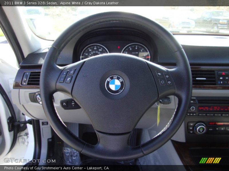 Alpine White / Gray Dakota Leather 2011 BMW 3 Series 328i Sedan