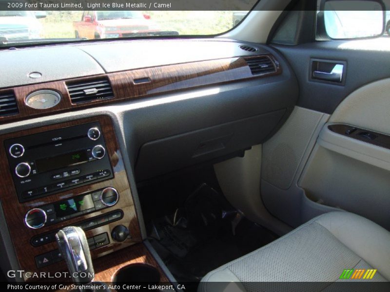 Light Ice Blue Metallic / Camel 2009 Ford Taurus Limited