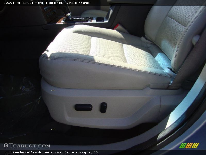 Light Ice Blue Metallic / Camel 2009 Ford Taurus Limited