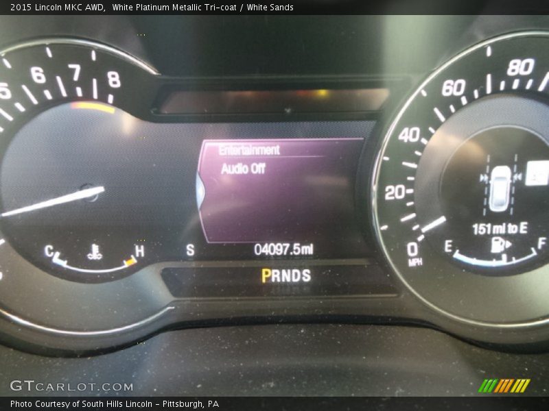 White Platinum Metallic Tri-coat / White Sands 2015 Lincoln MKC AWD