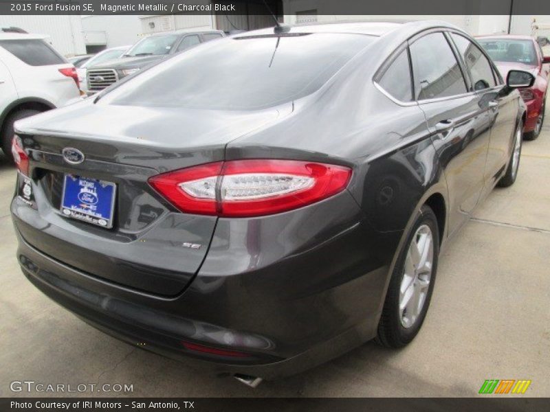 Magnetic Metallic / Charcoal Black 2015 Ford Fusion SE