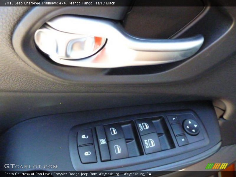 Mango Tango Pearl / Black 2015 Jeep Cherokee Trailhawk 4x4