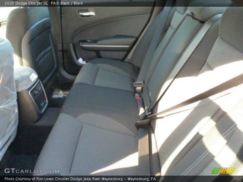 Pitch Black / Black 2015 Dodge Charger SE
