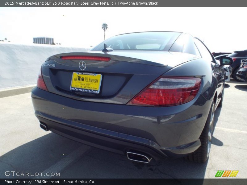 Steel Grey Metallic / Two-tone Brown/Black 2015 Mercedes-Benz SLK 250 Roadster