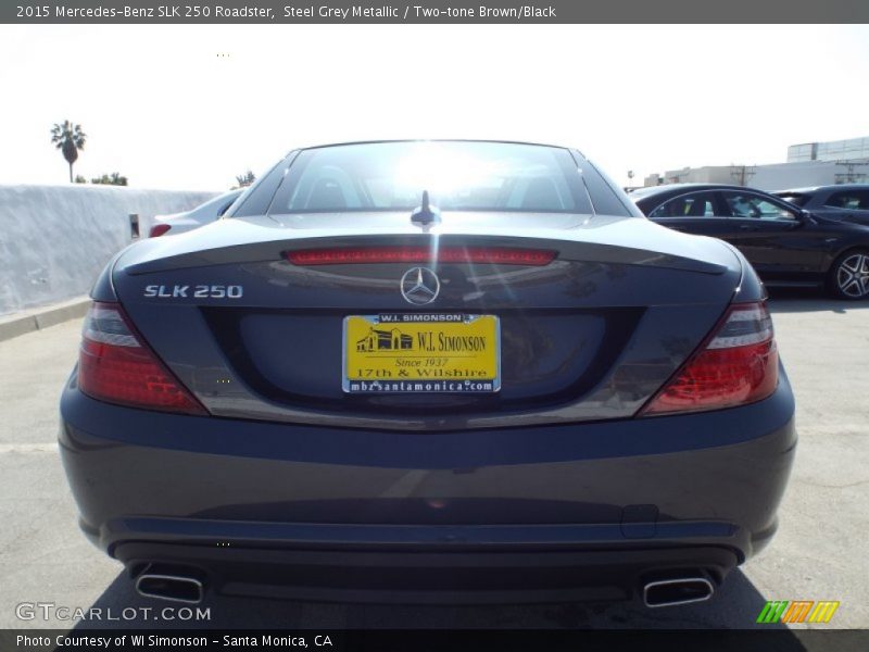 Steel Grey Metallic / Two-tone Brown/Black 2015 Mercedes-Benz SLK 250 Roadster