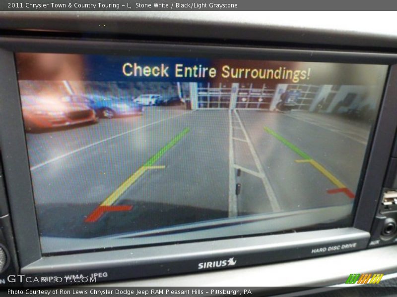 Stone White / Black/Light Graystone 2011 Chrysler Town & Country Touring - L