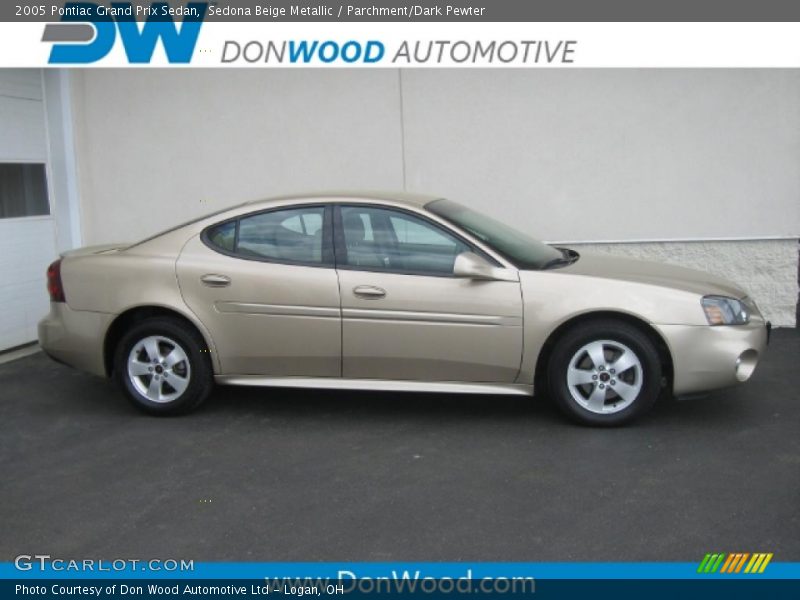 Sedona Beige Metallic / Parchment/Dark Pewter 2005 Pontiac Grand Prix Sedan