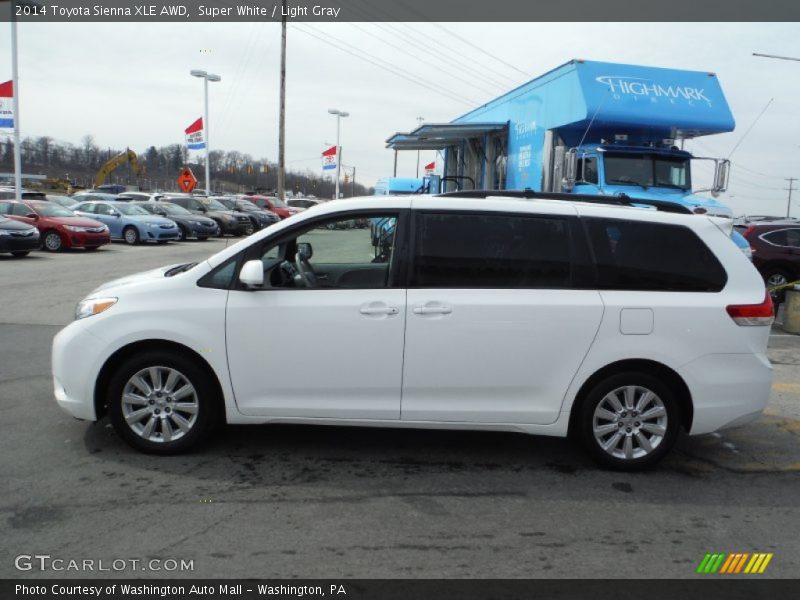 Super White / Light Gray 2014 Toyota Sienna XLE AWD