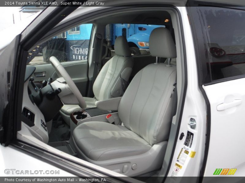 Super White / Light Gray 2014 Toyota Sienna XLE AWD