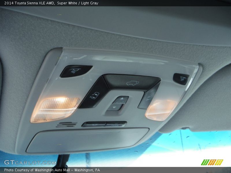 Super White / Light Gray 2014 Toyota Sienna XLE AWD