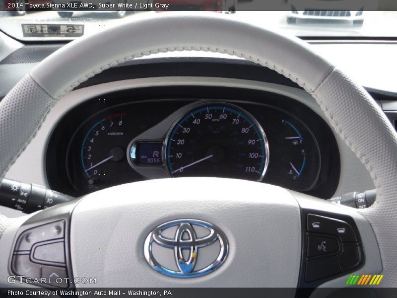 Super White / Light Gray 2014 Toyota Sienna XLE AWD