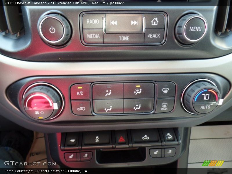 Controls of 2015 Colorado Z71 Extended Cab 4WD