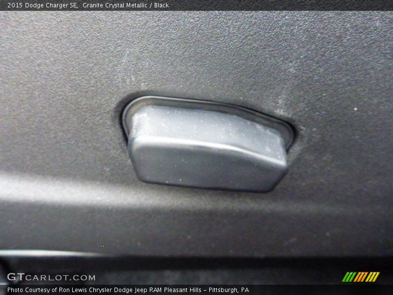 Granite Crystal Metallic / Black 2015 Dodge Charger SE