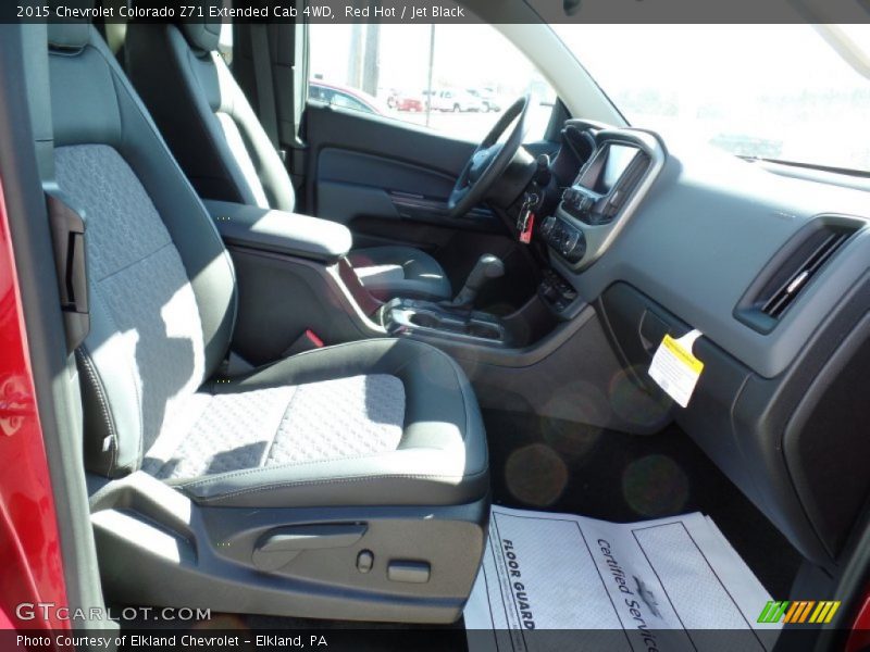 Red Hot / Jet Black 2015 Chevrolet Colorado Z71 Extended Cab 4WD