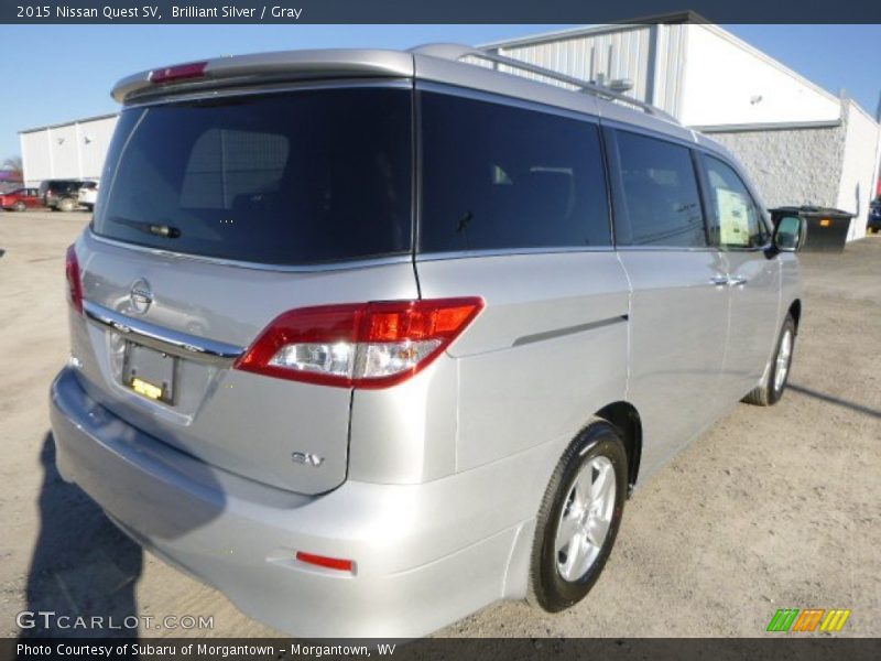 Brilliant Silver / Gray 2015 Nissan Quest SV