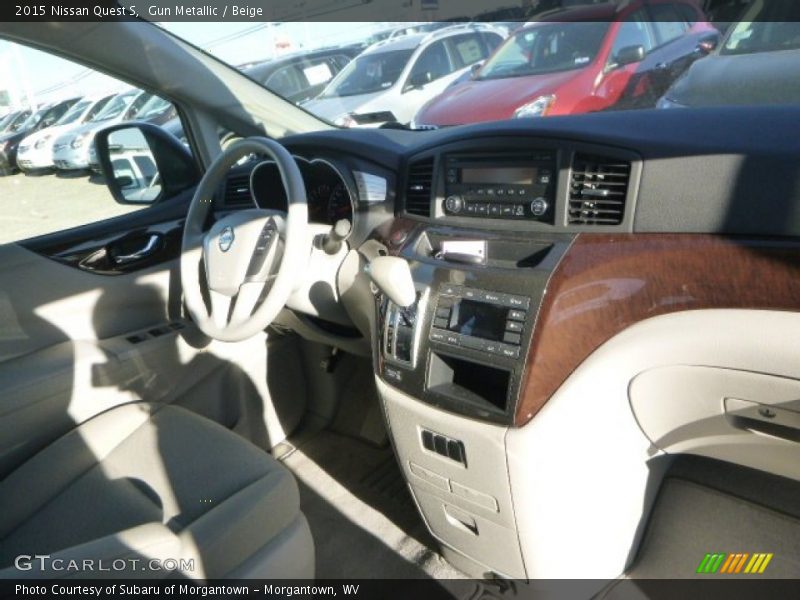 Gun Metallic / Beige 2015 Nissan Quest S