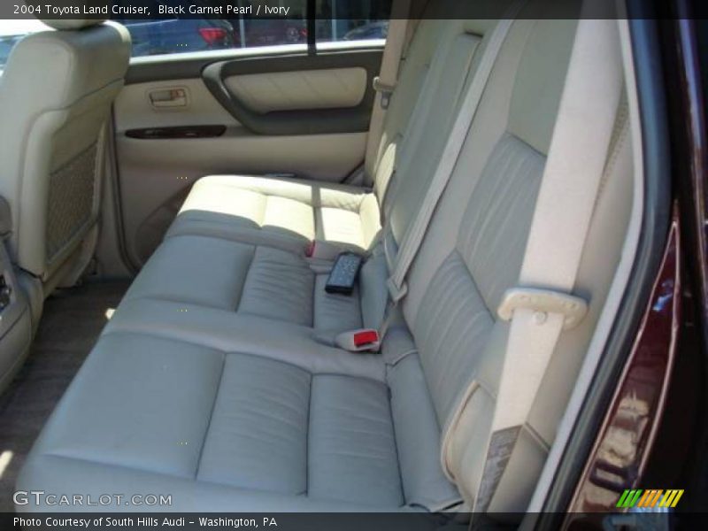 Black Garnet Pearl / Ivory 2004 Toyota Land Cruiser
