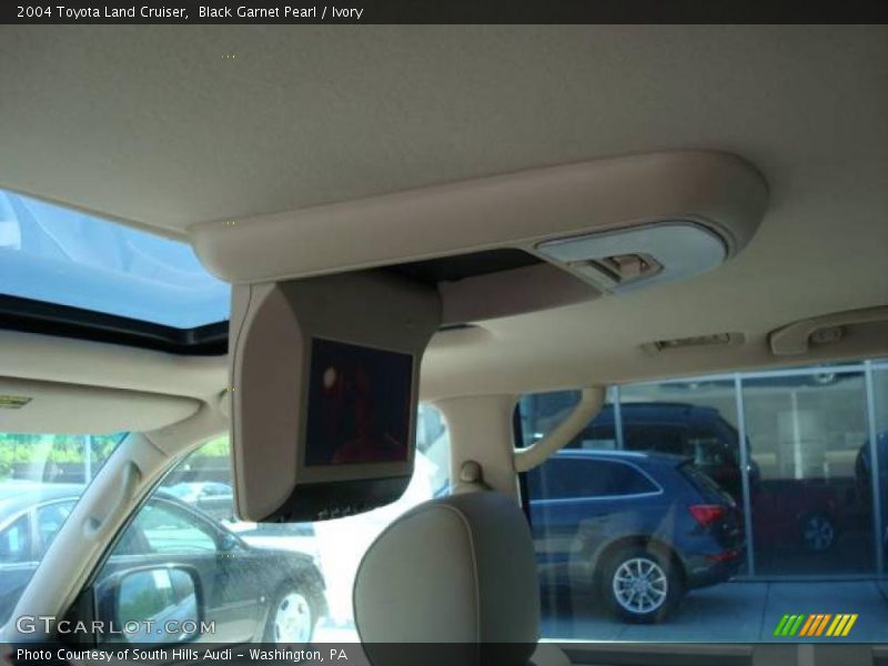 Black Garnet Pearl / Ivory 2004 Toyota Land Cruiser