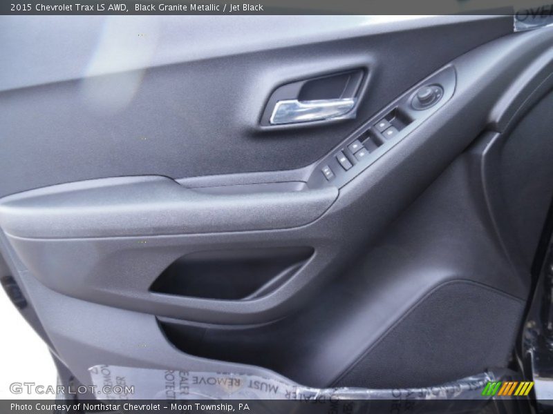 Black Granite Metallic / Jet Black 2015 Chevrolet Trax LS AWD