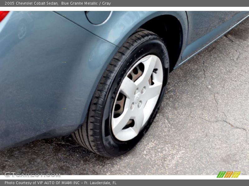Blue Granite Metallic / Gray 2005 Chevrolet Cobalt Sedan