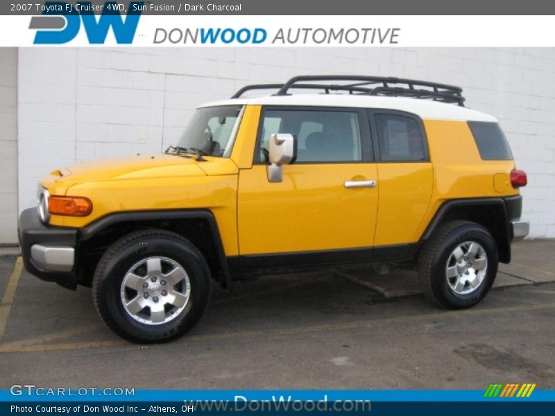 Sun Fusion / Dark Charcoal 2007 Toyota FJ Cruiser 4WD