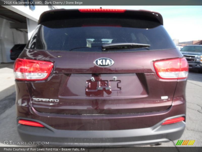 Dark Cherry / Stone Beige 2016 Kia Sorento LX AWD