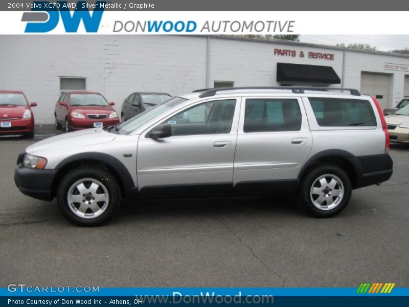 Silver Metallic / Graphite 2004 Volvo XC70 AWD