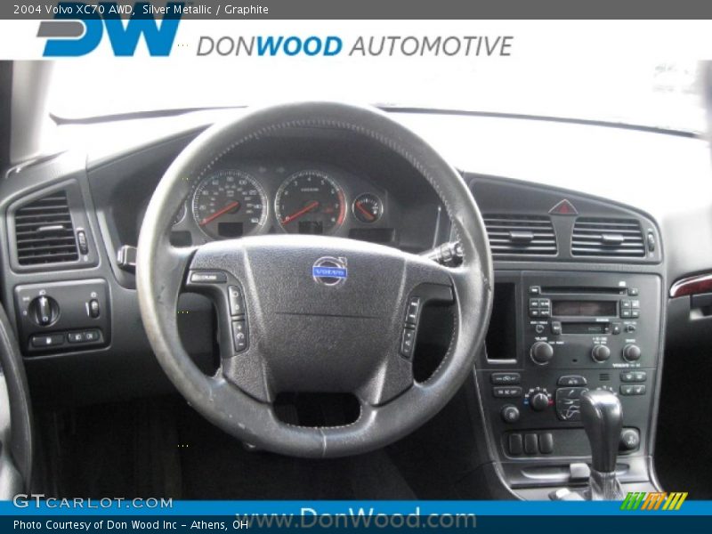 Silver Metallic / Graphite 2004 Volvo XC70 AWD