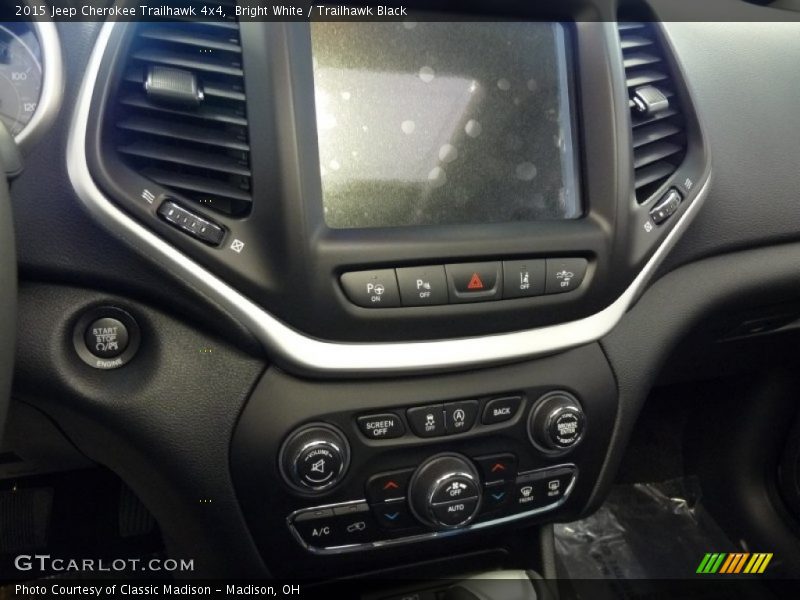 Bright White / Trailhawk Black 2015 Jeep Cherokee Trailhawk 4x4