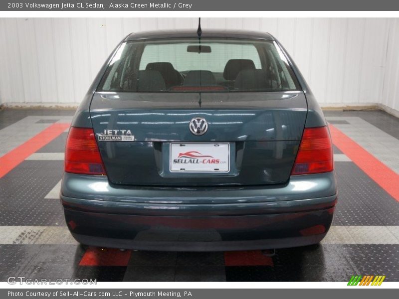 Alaska Green Metallic / Grey 2003 Volkswagen Jetta GL Sedan