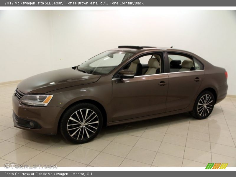 Toffee Brown Metallic / 2 Tone Cornsilk/Black 2012 Volkswagen Jetta SEL Sedan