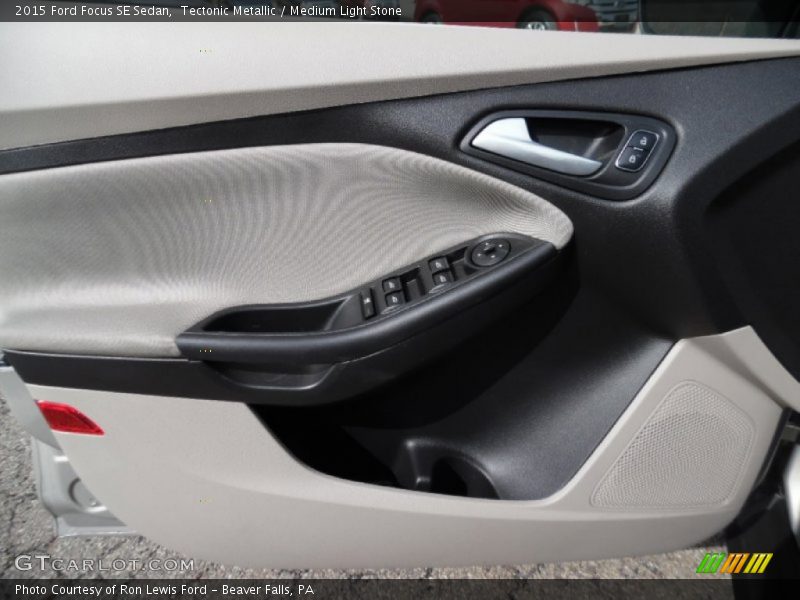 Tectonic Metallic / Medium Light Stone 2015 Ford Focus SE Sedan