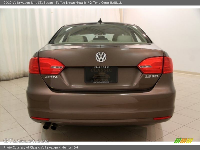 Toffee Brown Metallic / 2 Tone Cornsilk/Black 2012 Volkswagen Jetta SEL Sedan