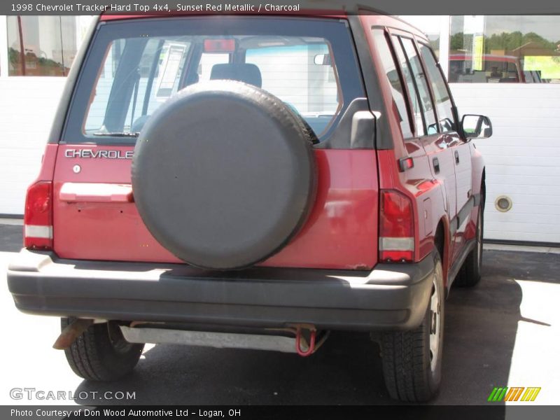 Sunset Red Metallic / Charcoal 1998 Chevrolet Tracker Hard Top 4x4