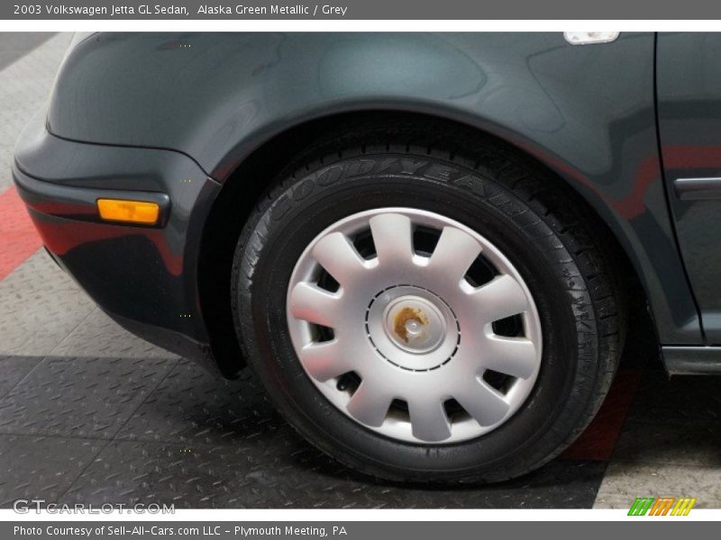 Alaska Green Metallic / Grey 2003 Volkswagen Jetta GL Sedan