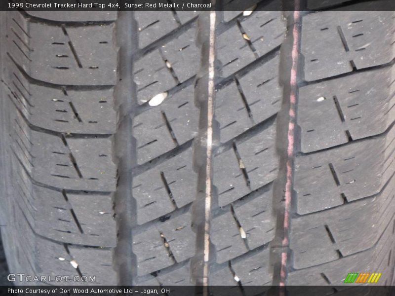 Sunset Red Metallic / Charcoal 1998 Chevrolet Tracker Hard Top 4x4