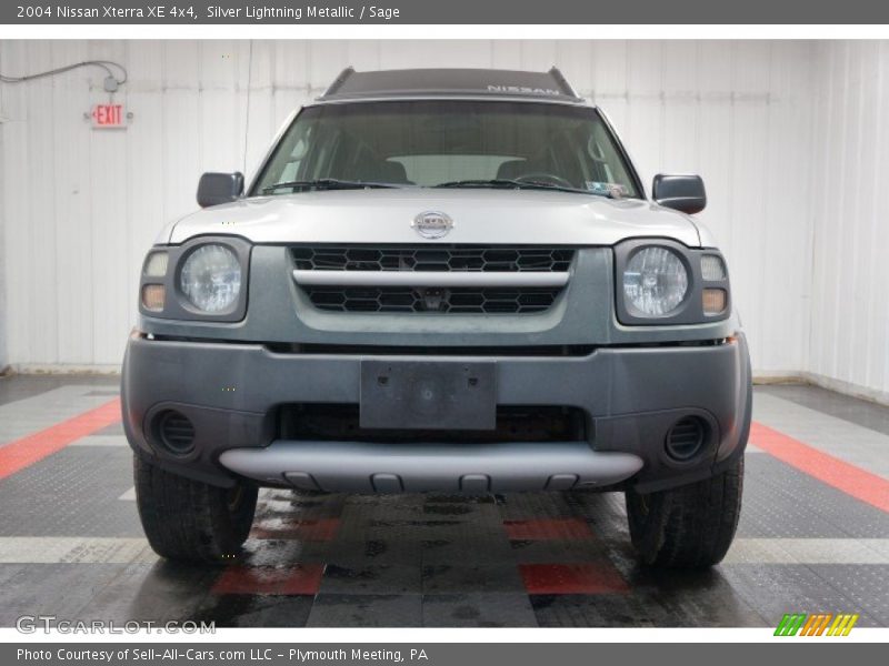 Silver Lightning Metallic / Sage 2004 Nissan Xterra XE 4x4