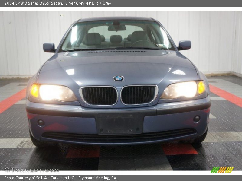 Silver Grey Metallic / Grey 2004 BMW 3 Series 325xi Sedan