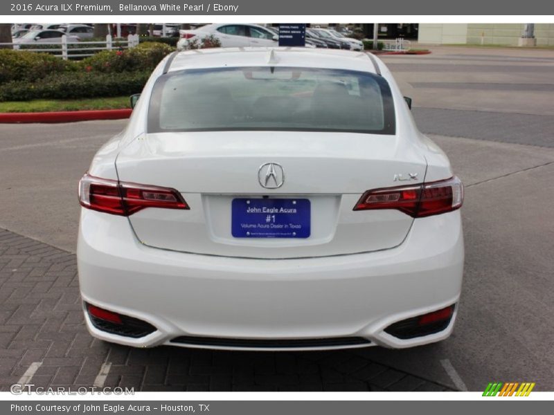 Bellanova White Pearl / Ebony 2016 Acura ILX Premium