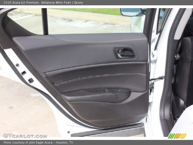 Bellanova White Pearl / Ebony 2016 Acura ILX Premium